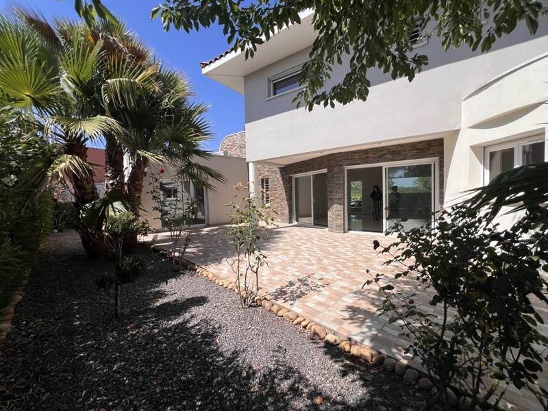 Vente Maison JACOU - 7 pièces -196 m² - (34830)