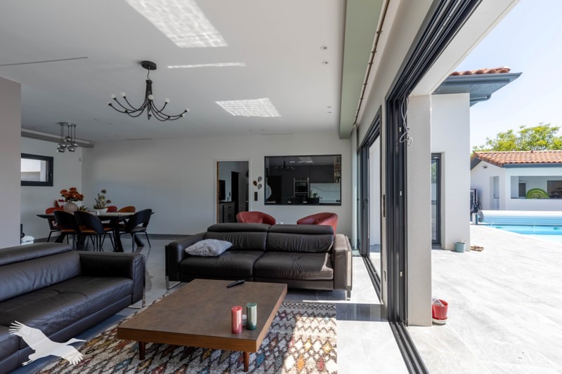 Vente Maison PECHBONNIEU - 6 pièces -229 m² - (31140)