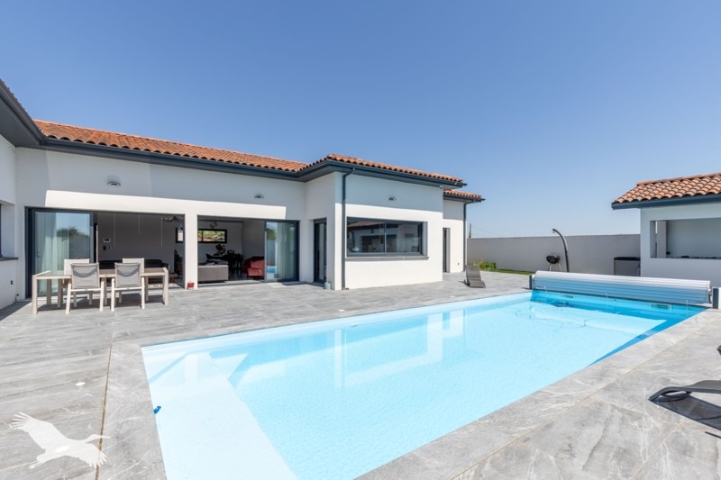 Vente Maison PECHBONNIEU - 6 pièces -229 m² - (31140)