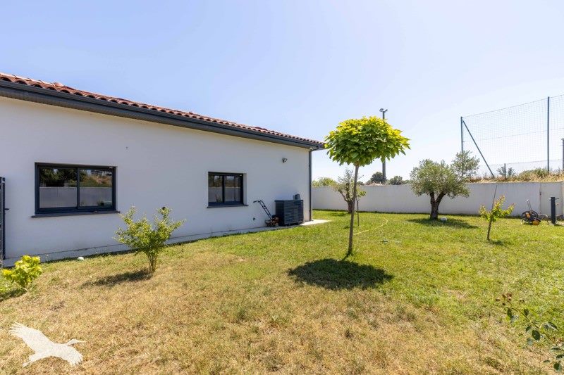 Vente Maison PECHBONNIEU - 6 pièces -229 m² - (31140)