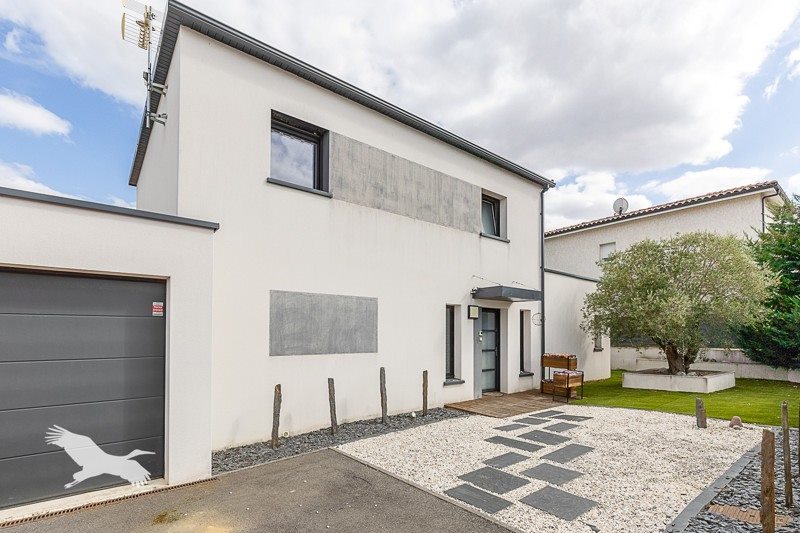 Vente Maison LABASTIDE ST SERNIN - 5 pièces -130 m² - (31620)