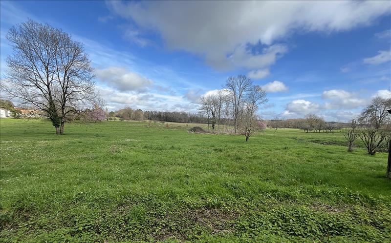 Vente Terrain MINZAC - -1822 m² - (24610)