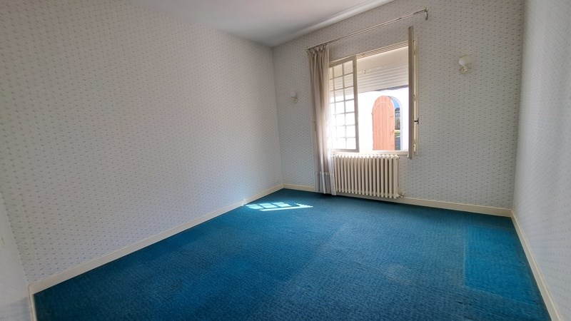 Vente Maison ST SEURIN SUR L ISLE - 7 pièces -224 m² - (33660)