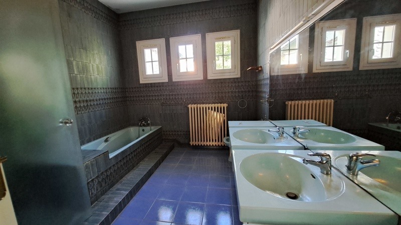 Vente Maison ST SEURIN SUR L ISLE - 7 pièces -224 m² - (33660)