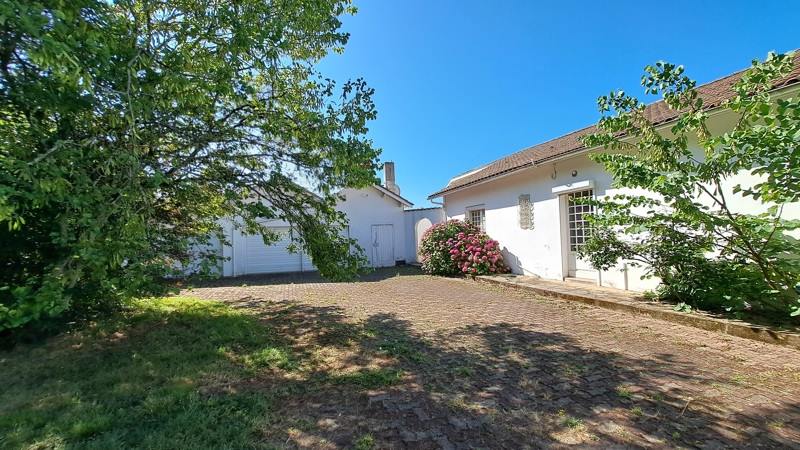 Vente Maison ST SEURIN SUR L ISLE - 7 pièces -224 m² - (33660)