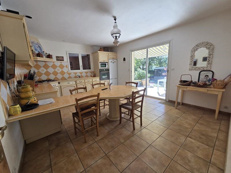 Vente Maison ST CHRISTOPHE DE DOUBLE - 7 pièces -174 m² - (33230)