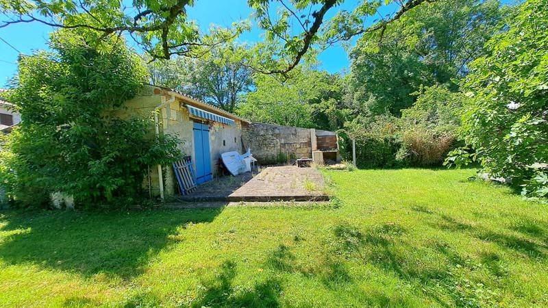 Vente Maison ST MEDARD DE GUIZIERES - 5 pièces -154 m² - (33230)