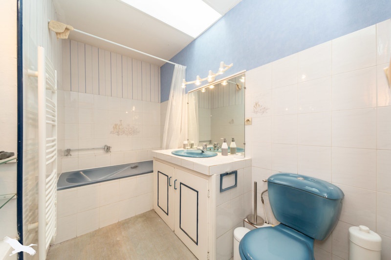 Vente Maison ST MEDARD DE GUIZIERES - 5 pièces -154 m² - (33230)