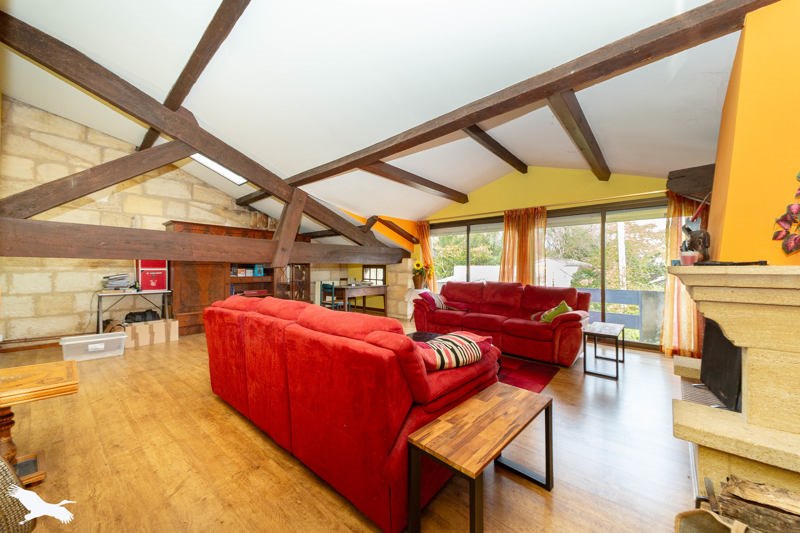 Vente Maison ST MEDARD DE GUIZIERES - 5 pièces -154 m² - (33230)