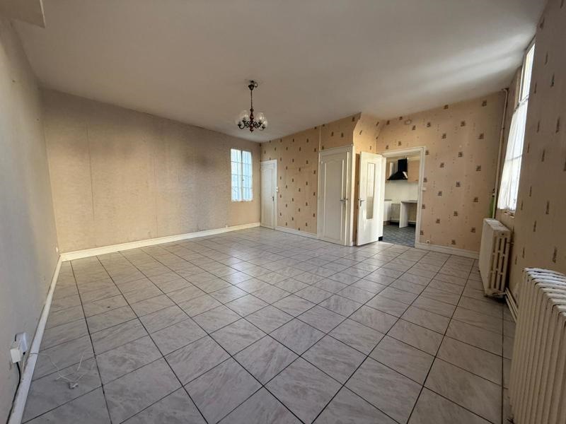 Vente Immeuble COUTRAS - -  235 m² - (33230)