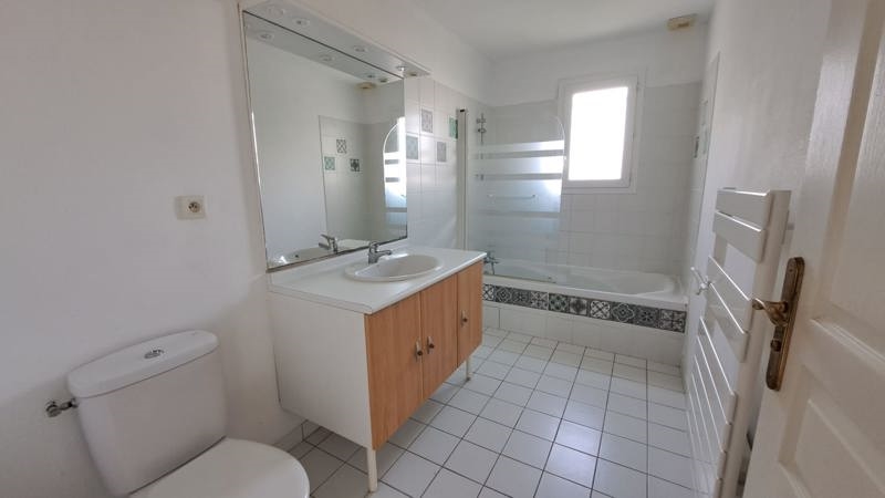 Vente Maison ST MEDARD DE GUIZIERES - 4 pièces -86 m² - (33230)