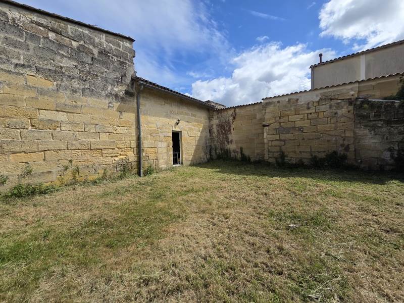 Vente Maison ST MEDARD DE GUIZIERES - 3 pièces -108 m² - (33230)