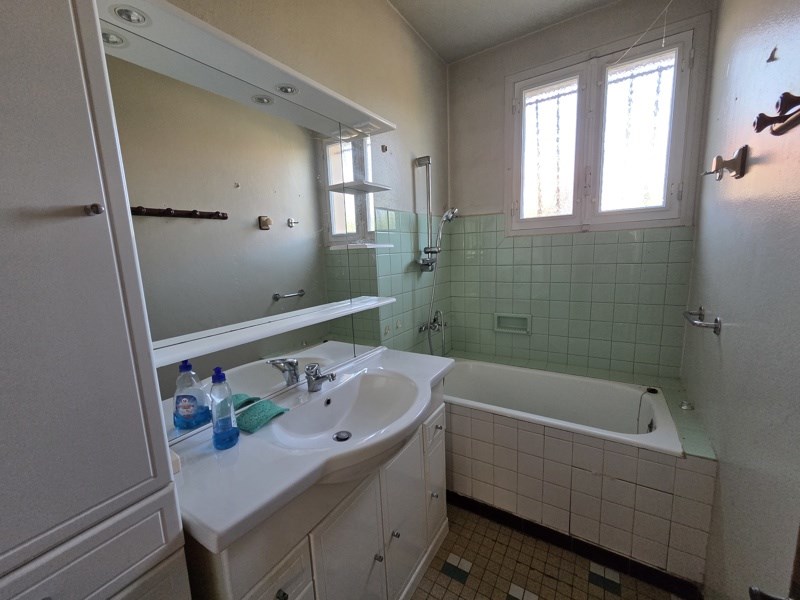 Vente Maison ST SEURIN SUR L ISLE - 3 pièces -80 m² - (33660)