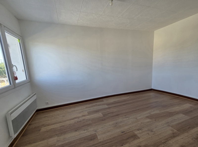 Vente Maison ST SEURIN SUR L ISLE - 2 pièces -44 m² - (33660)