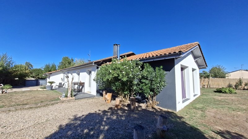 Vente Maison Saint-Seurin-sur-l'Isle 33660 5 pièces - 111 m²