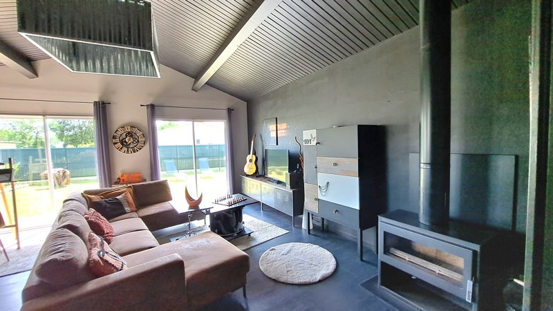Vente Maison ST SEURIN SUR L ISLE - 5 pièces -111 m² - (33660)
