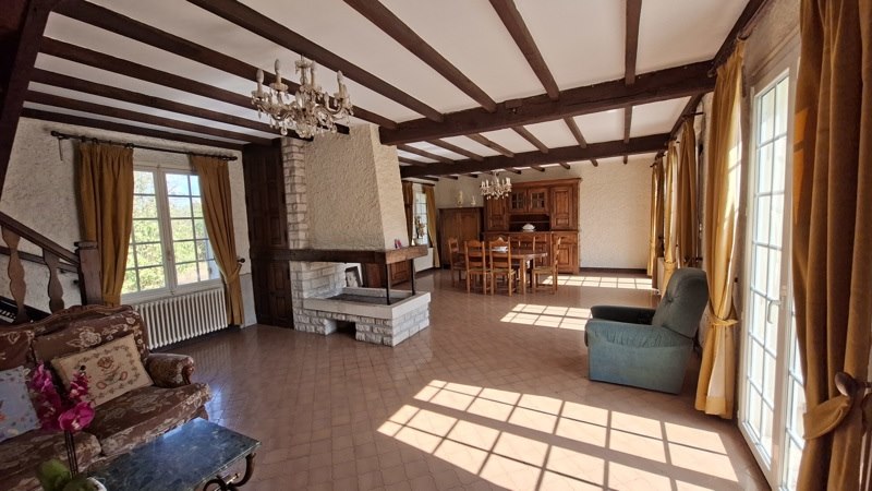 Vente Maison Moulin-Neuf - 5 pièces -181 m² - (24700)