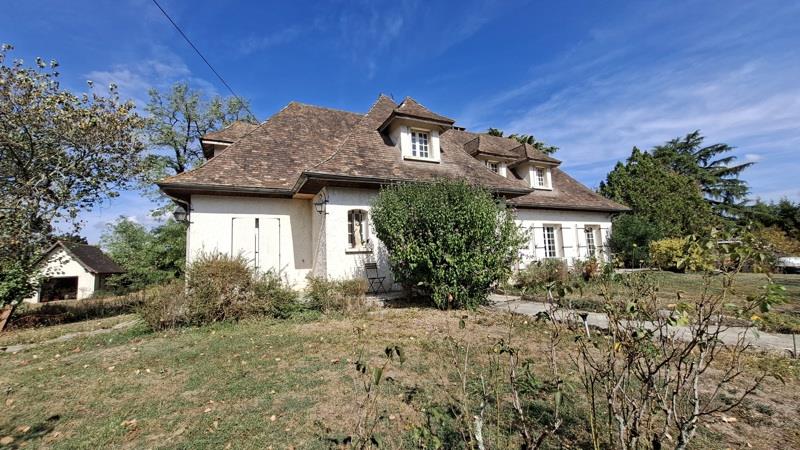 Vente Maison Moulin-Neuf - 5 pièces -181 m² - (24700)