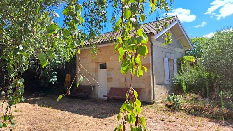 Vente Maison PUYNORMAND - 7 pièces -280 m² - (33660)