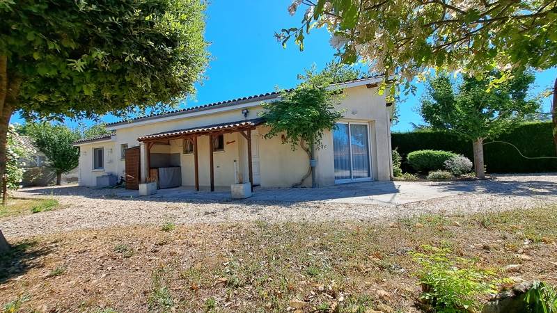 Maison 3 pièces 96 m² · à Saint-Seurin-sur-l'Isle · 96 m² · 169 590 €