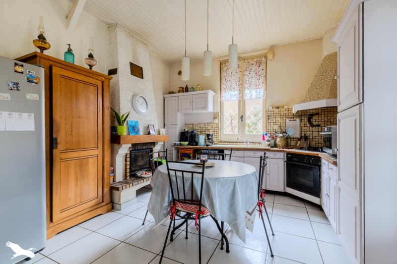 Vente Maison Saint-Seurin-sur-l'Isle - 3 pièces -111 m² - (33660)