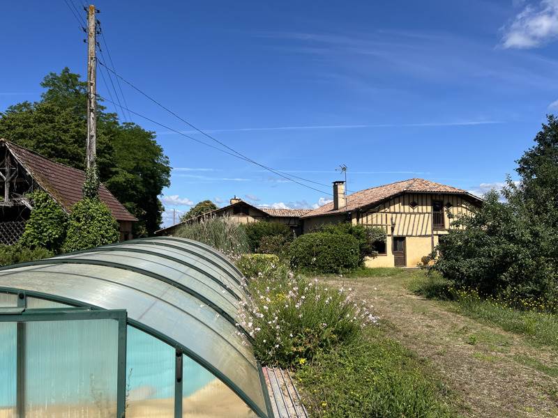 Vente Maison MAUPAS - 6 pièces -183 m² - (32240)