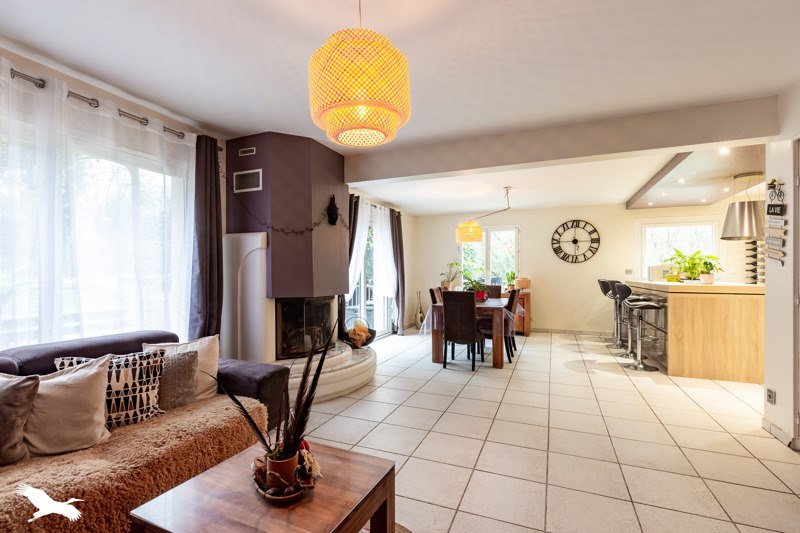 Vente Maison MERY SUR OISE - 7 pièces -161 m² - (95540)