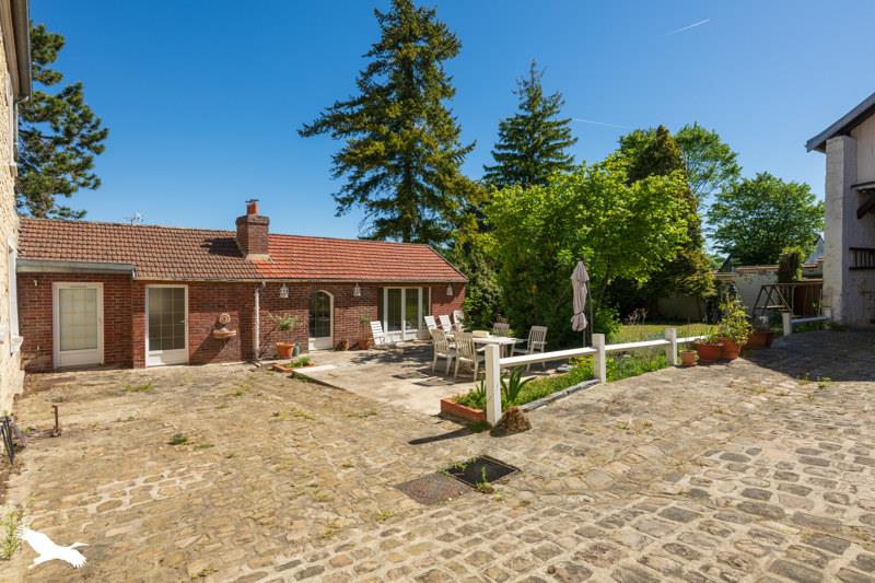 Vente Maison VIARMES - 15 pièces -390 m² - (95270)
