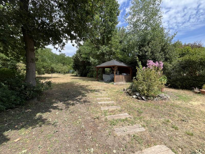 Vente Maison MERY SUR OISE - 9 pièces -213 m² - (95540)