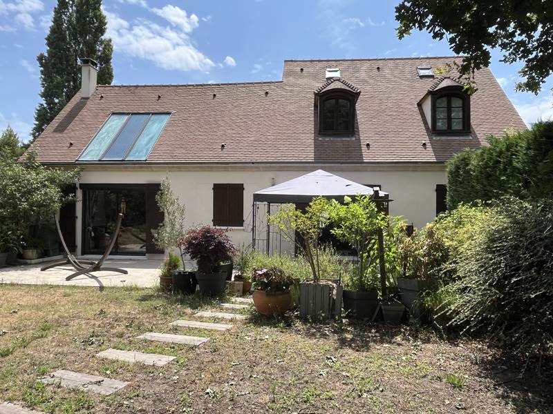 Vente Maison MERY SUR OISE - 9 pièces -213 m² - (95540)