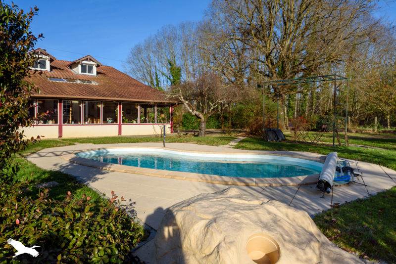 Vente Maison TOULOUZETTE - 8 pièces -176 m² - (40250)