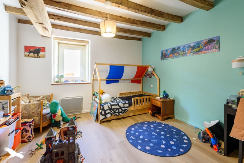 Vente Maison EYRES MONCUBE - 5 pièces -156 m² - (40500)