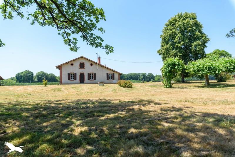 Vente Maison LAMOTHE - 5 pièces -152 m² - (40250)