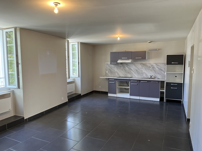 Vente Immeuble ST SEVER - -  220 m² - (40500)