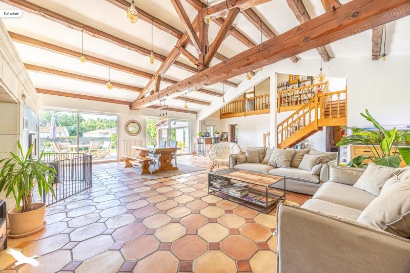 Vente Maison ST SAUVEUR D AUNIS - 10 pièces -350 m² - (17540)