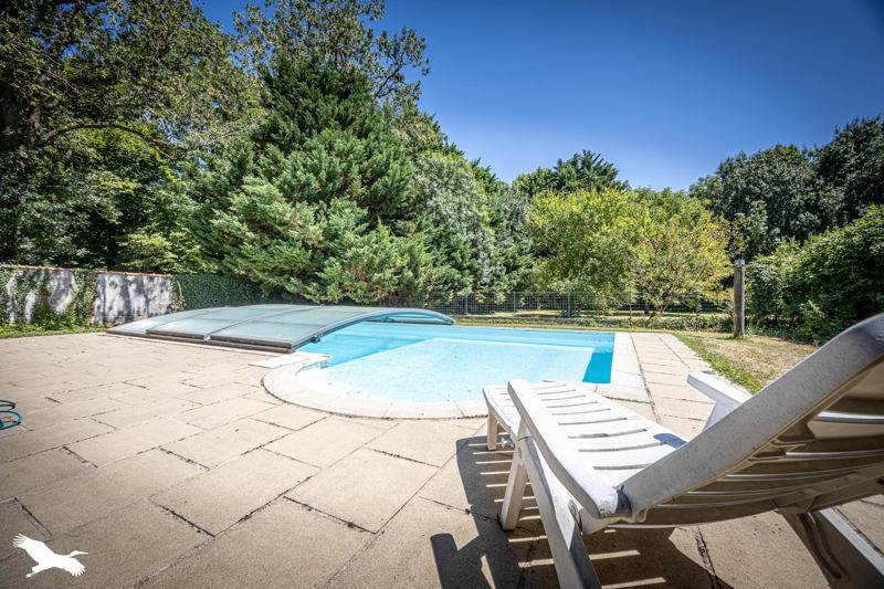 Vente Maison AIGREFEUILLE D AUNIS - 7 pièces -200 m² - (17290)