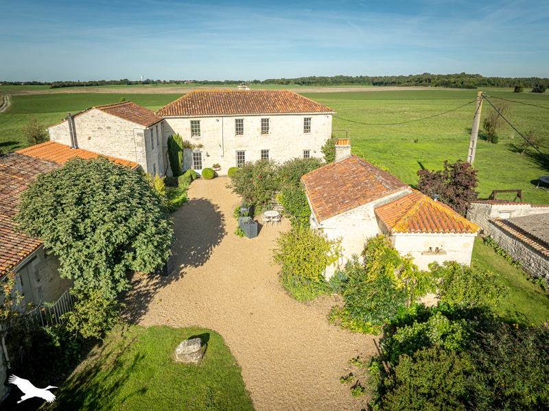 Vente Maison LANDRAIS - 10 pièces -305 m² - (17290)