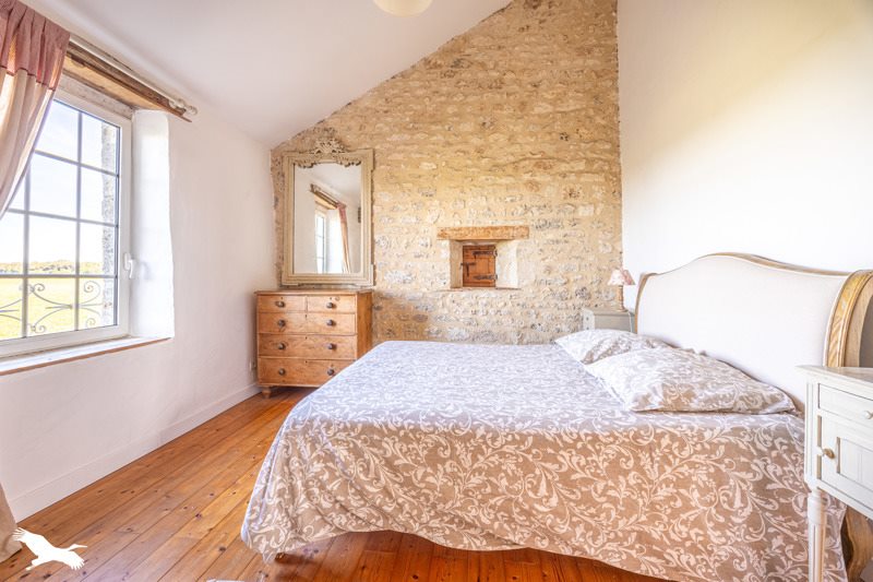 Vente Maison LANDRAIS - 10 pièces -305 m² - (17290)