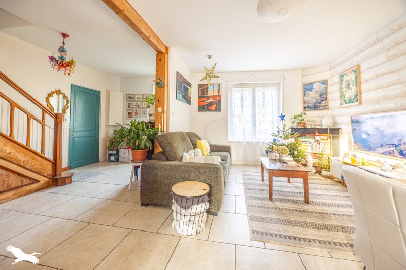 Vente Maison CROIX CHAPEAU - 4 pièces -92 m² - (17220)