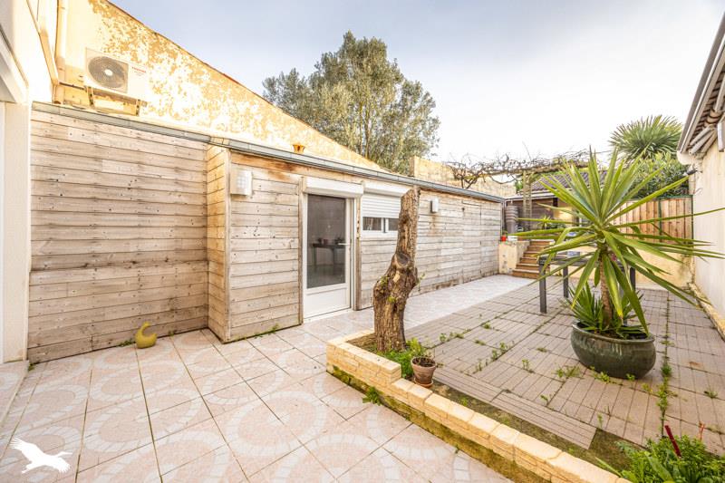 Vente Maison CROIX CHAPEAU - 4 pièces -92 m² - (17220)