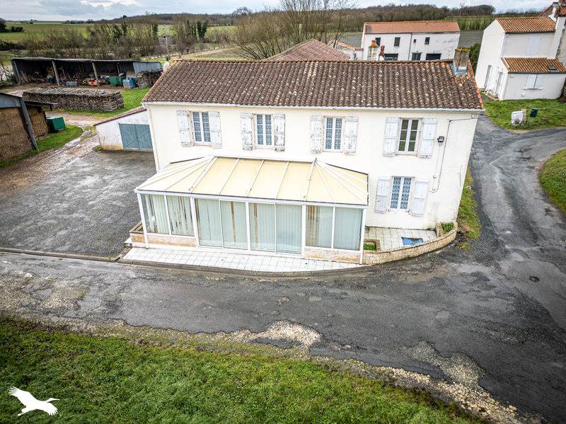 Vente Maison LANDRAIS - 7 pièces -140 m² - (17290)