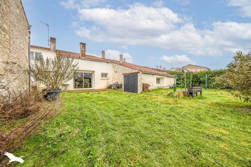Vente Maison AIGREFEUILLE D AUNIS - 5 pièces -160 m² - (17290)