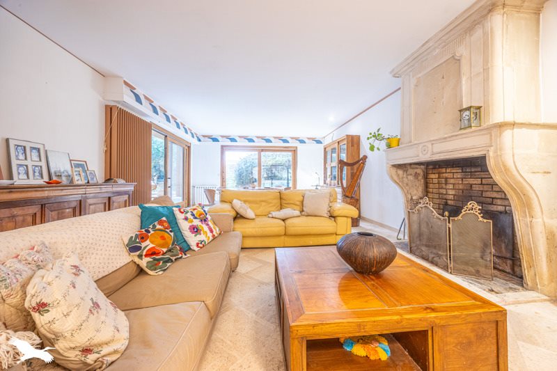 Vente Maison AIGREFEUILLE D AUNIS - 7 pièces -210 m² - (17290)