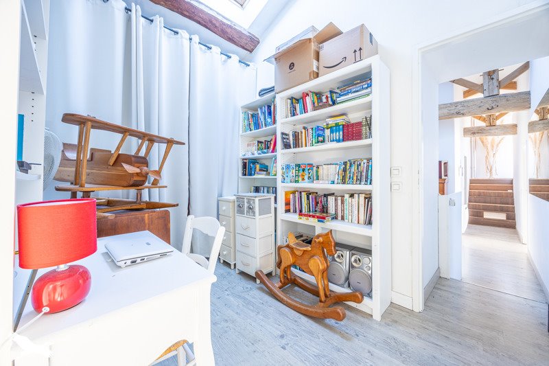 Vente Maison ARDILLIERES - 6 pièces -213 m² - (17290)