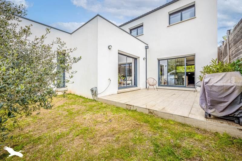 Vente Maison AIGREFEUILLE D AUNIS - 5 pièces -135 m² - (17290)