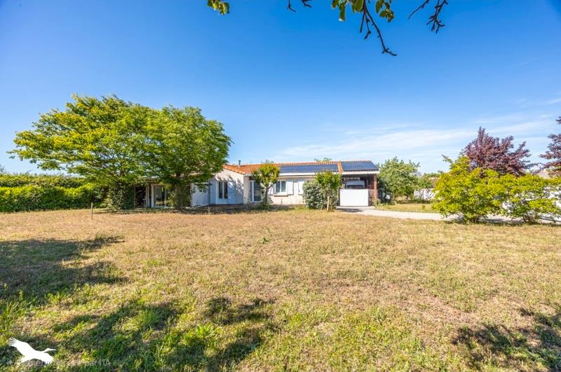 Vente Maison ST SAUVEUR D AUNIS - 5 pièces -108 m² - (17540)