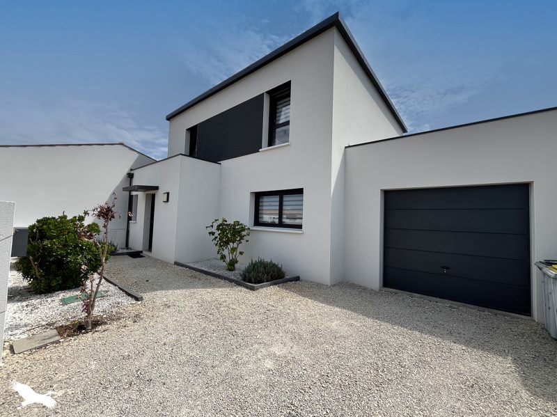 Vente Maison AIGREFEUILLE D AUNIS - 5 pièces -108 m² - (17290)