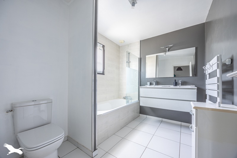 Vente Maison AIGREFEUILLE D AUNIS - 5 pièces -108 m² - (17290)