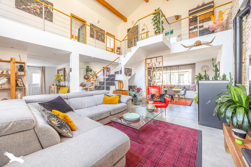Vente Maison AIGREFEUILLE D AUNIS - 5 pièces -193 m² - (17290)
