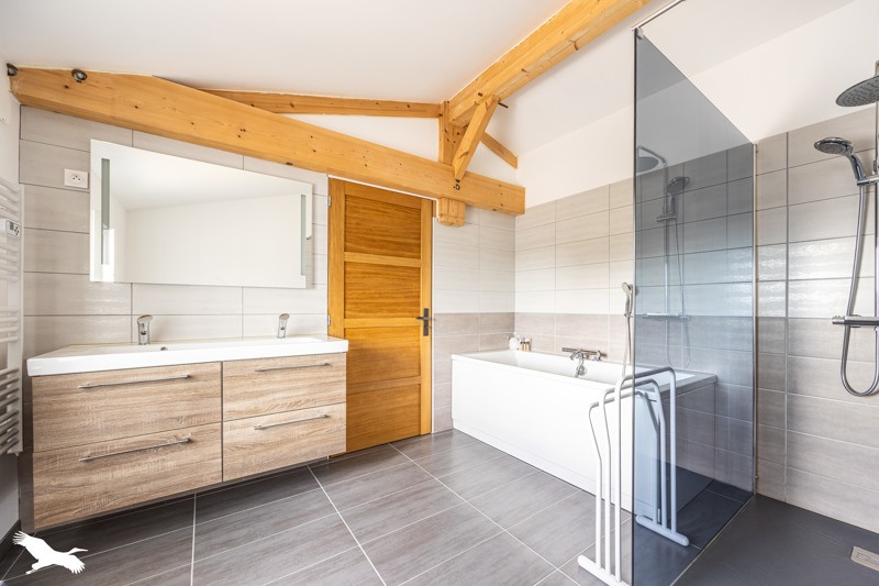 Vente Maison Ciré-d'Aunis - 6 pièces -196 m² - (17290)